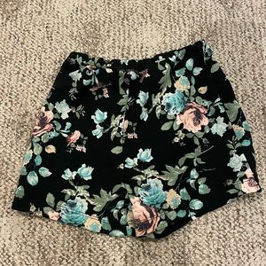 Wet seal shorts size small!